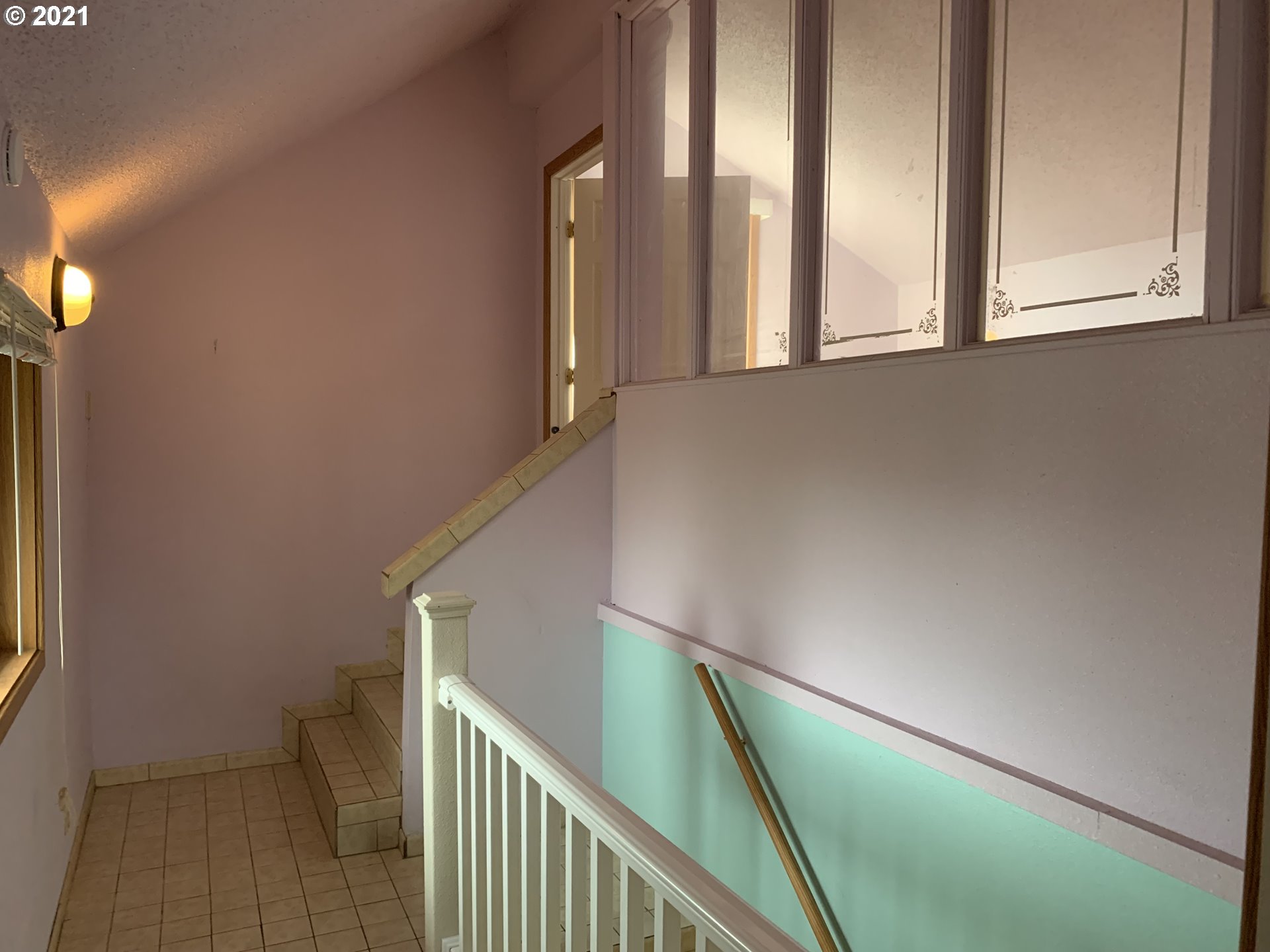 410 Southwest Mill Street Sheridan, OR 97378 - Photo 12 of 25 a view of entryway and hall with wooden floor