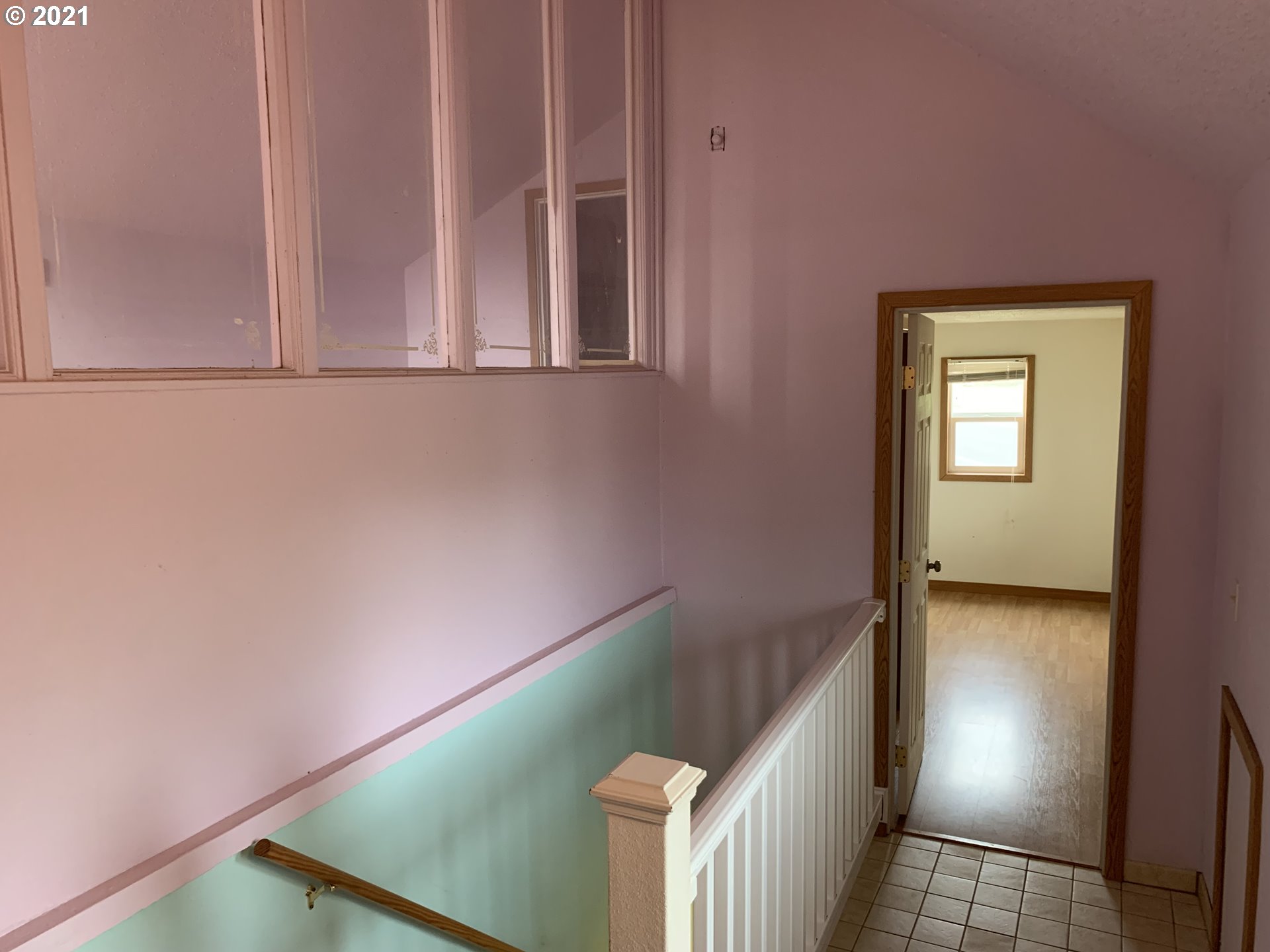 410 Southwest Mill Street Sheridan, OR 97378 - Photo 17 of 25 a view of an entryway