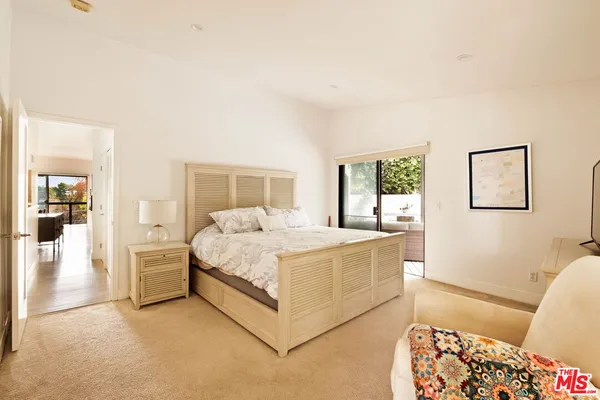 $8,500 | 303 Mavis Drive, Los Angeles, CA 90065