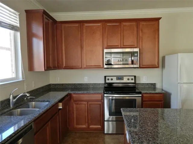 $2,000 | 3100 Montserrat Creek Drive, Little Elm, TX 75068