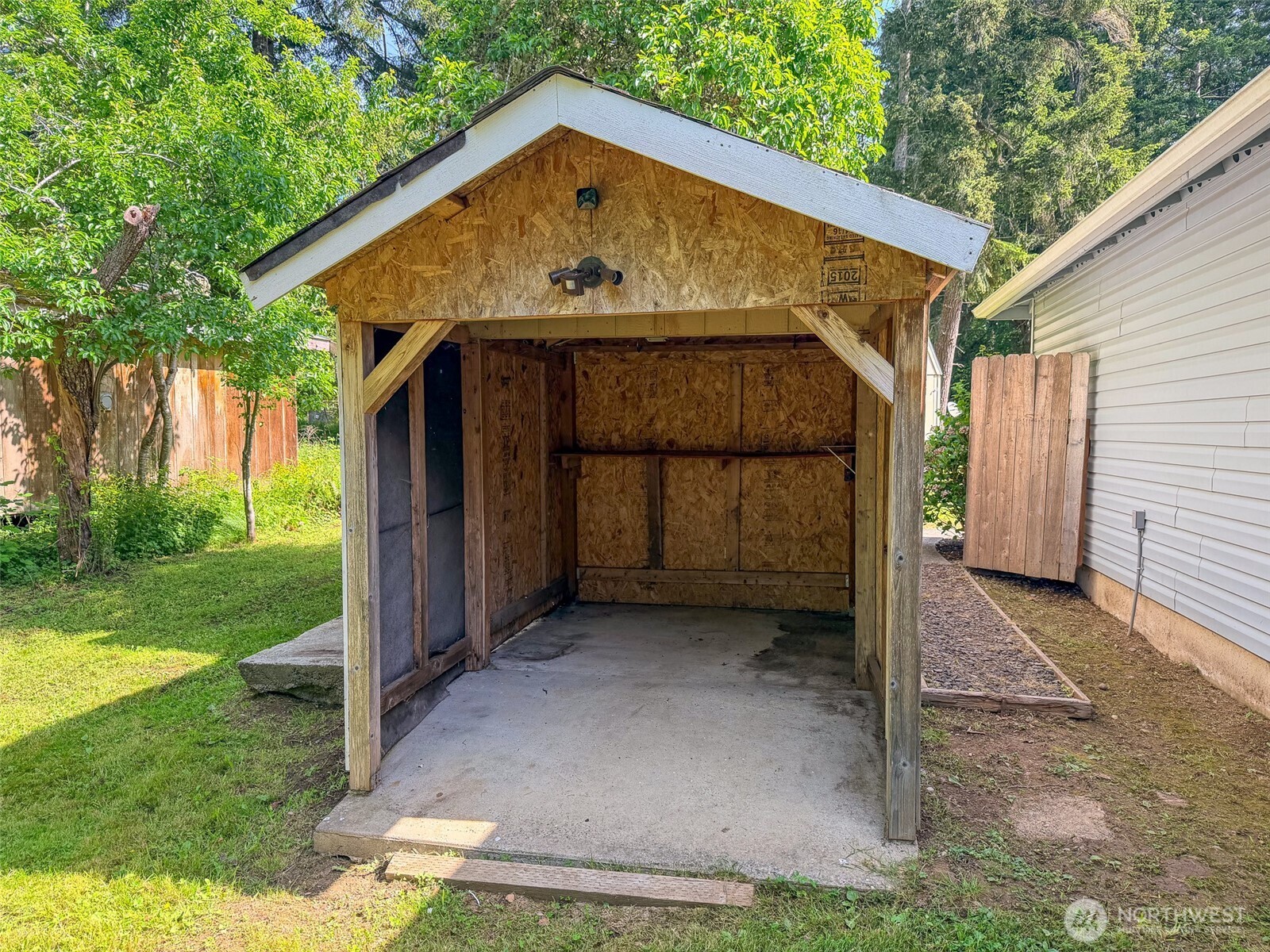 55 Wolf Road Quilcene, WA 98376 - Photo 19 of 32