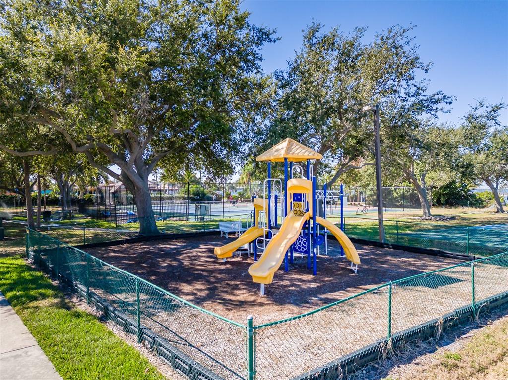 611 Destiny Drive, Unit 101 Ruskin, FL 33570 - Photo 45 of 45