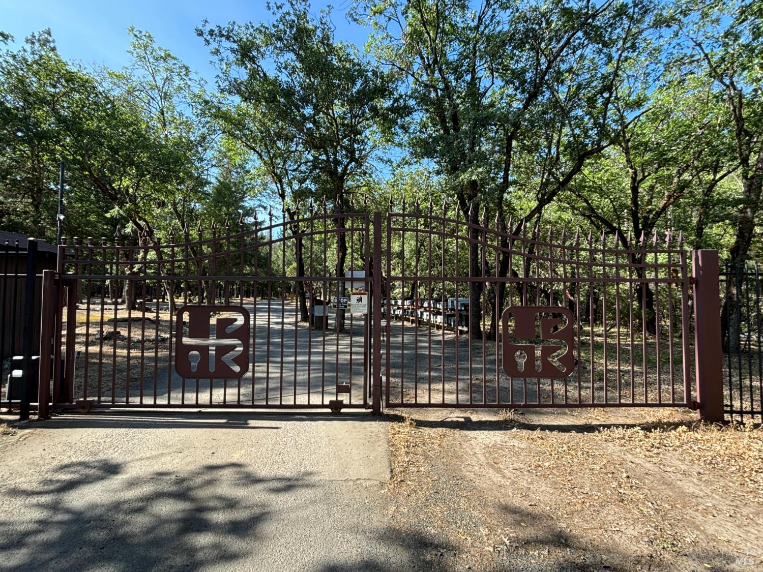 30518 Rodeo Road Potter Valley, CA 95469 - Photo 21 of 35 a view of a yard with wooden fence