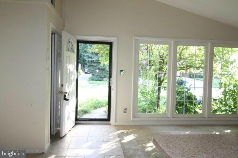 13011 Matey Road Silver Spring, MD 20906 - Photo 2 of 13 Interior (General)
