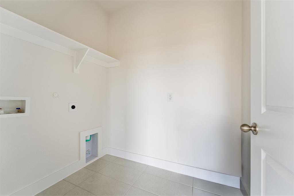 225 Charismatic Road Waxahachie, TX 75165 - Photo 21 of 21 a view of small space