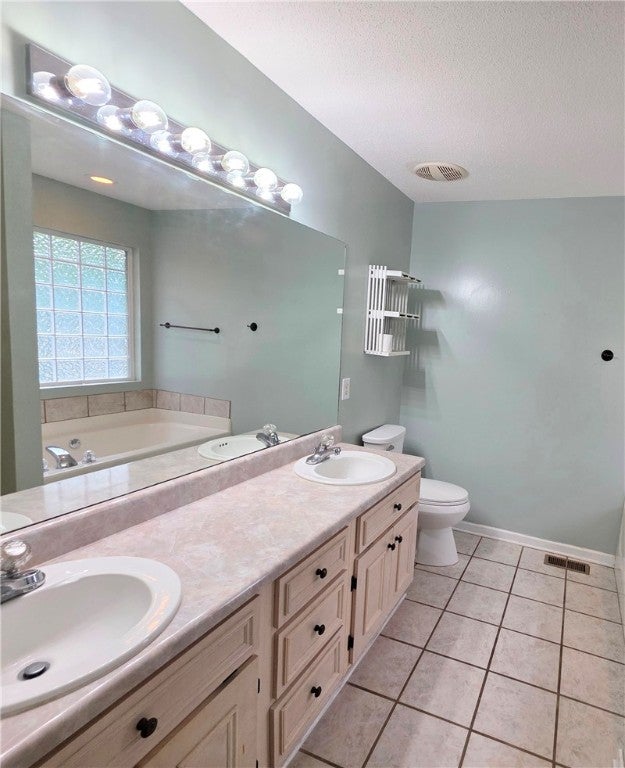 709 Groce Street Opelika, AL 36801 - Photo 18 of 31 Primary Bath- double sinks