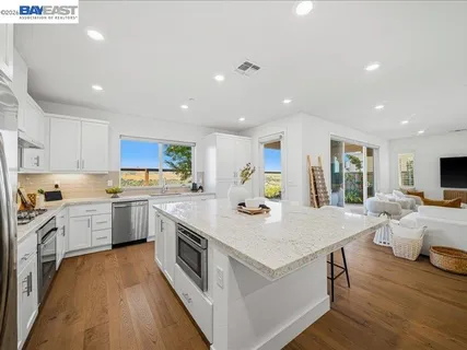 $1,999,998 | 882 Via Palermo, San Ramon, CA 94583
