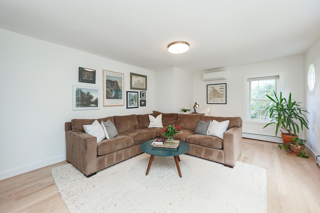 56 Berwick Road Attleboro, MA 02703 - Photo 11 of 42 Gallery Image 11