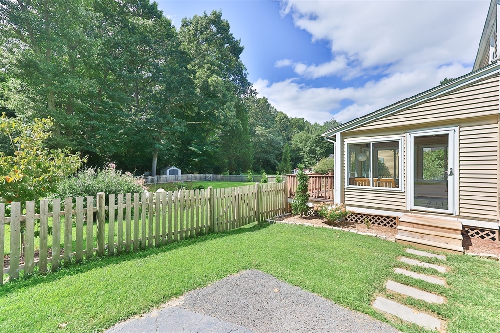 56 Berwick Road Attleboro, MA 02703 - Photo 39 of 42 Gallery Image 39