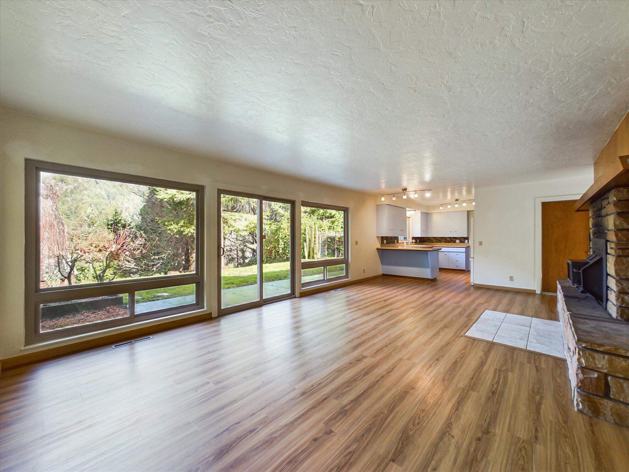 1205 Riverside Drive Rio Dell, CA 95562 - Photo 10 of 51 10-1205 Riverside Drive Rio Dell-109