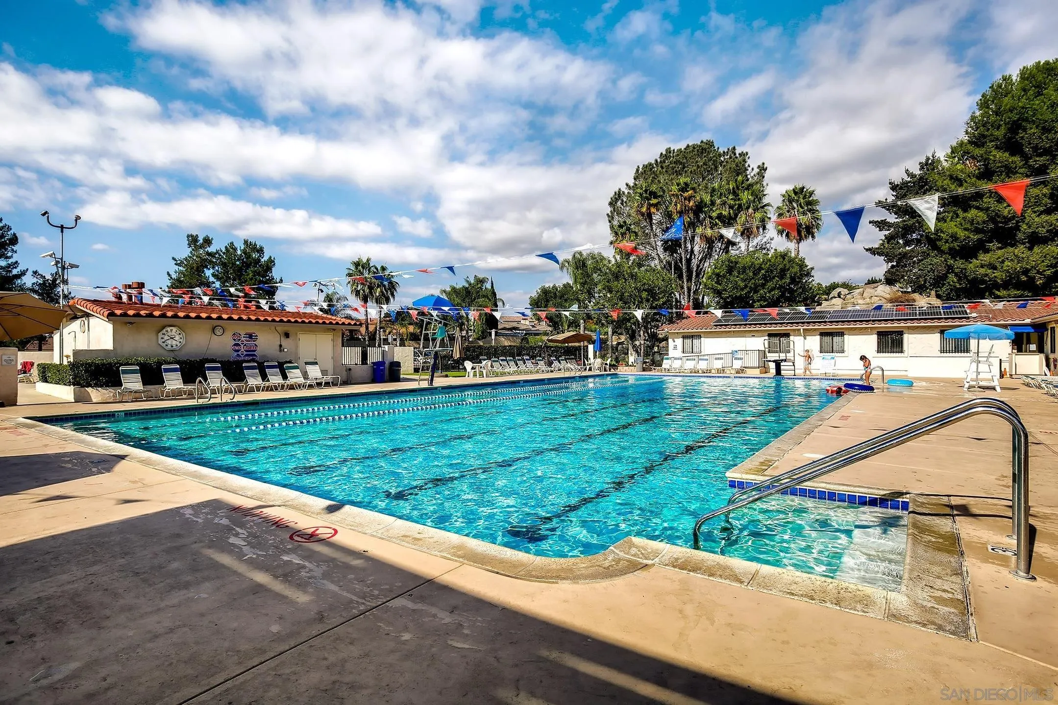 12496 Bodega Road San Diego, CA 92128 - Photo 39 of 44 a view of a garden with houses