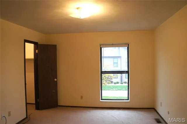 $1,250 | 449 Ponderosa Avenue, Unit A, O'Fallon, IL 62269