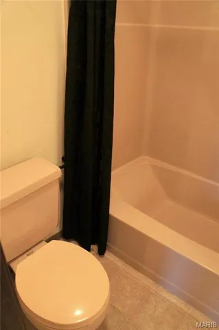 $1,250 | 449 Ponderosa Avenue, Unit A, O'Fallon, IL 62269