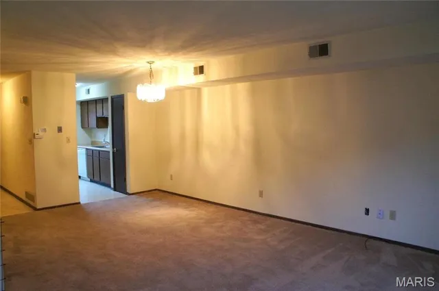 $1,250 | 449 Ponderosa Avenue, Unit A, O'Fallon, IL 62269