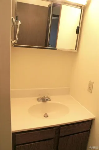 $1,250 | 449 Ponderosa Avenue, Unit A, O'Fallon, IL 62269