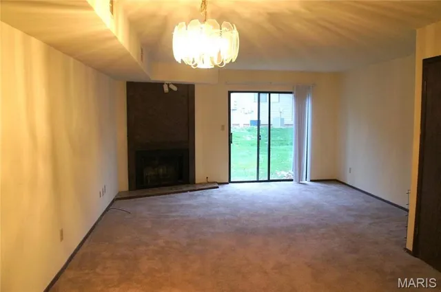 $1,250 | 449 Ponderosa Avenue, Unit A, O'Fallon, IL 62269