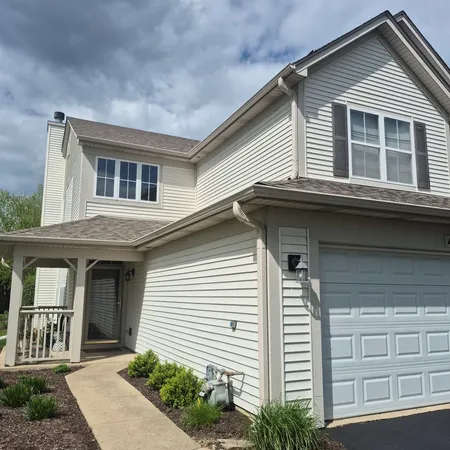 $350,000 | 477 Peregrine Parkway, Unit D, Bartlett, IL 60103