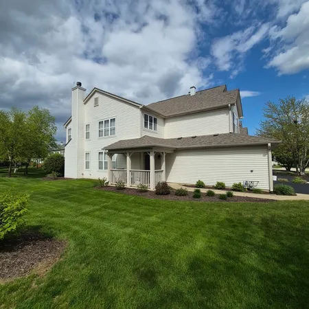 $350,000 | 477 Peregrine Parkway, Unit D, Bartlett, IL 60103