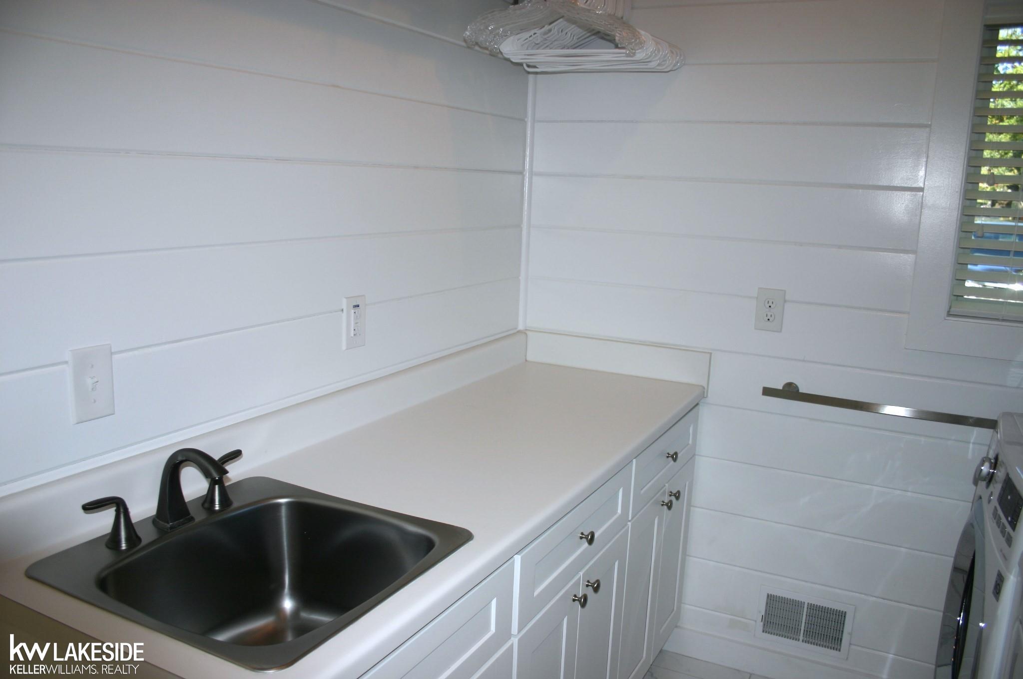 3564 Rush Lake Road Pinckney, MI 48169 - Photo 32 of 55 50125941-31.JPG