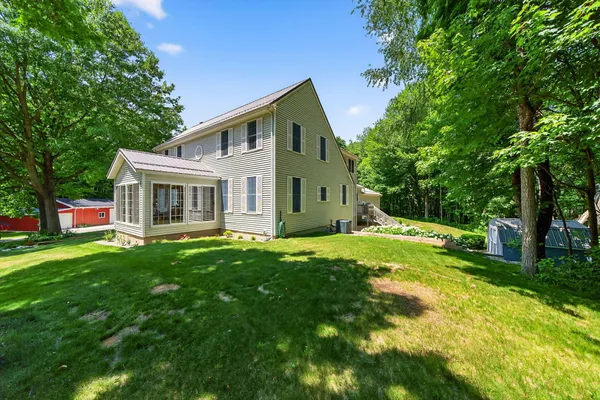 $1,300,000 | 18800 County Road 681, Grand Junction, MI 49056