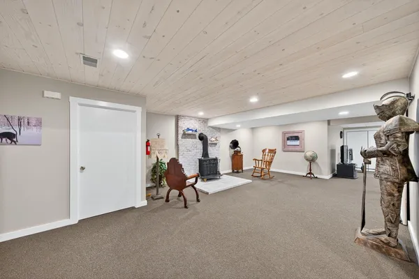 $1,300,000 | 18800 County Road 681, Grand Junction, MI 49056