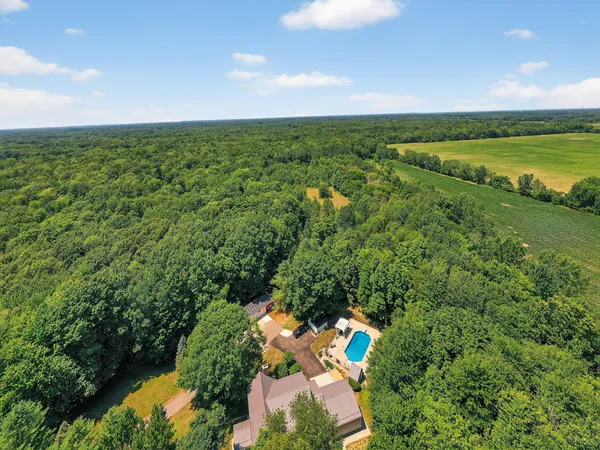 $1,300,000 | 18800 County Road 681, Grand Junction, MI 49056