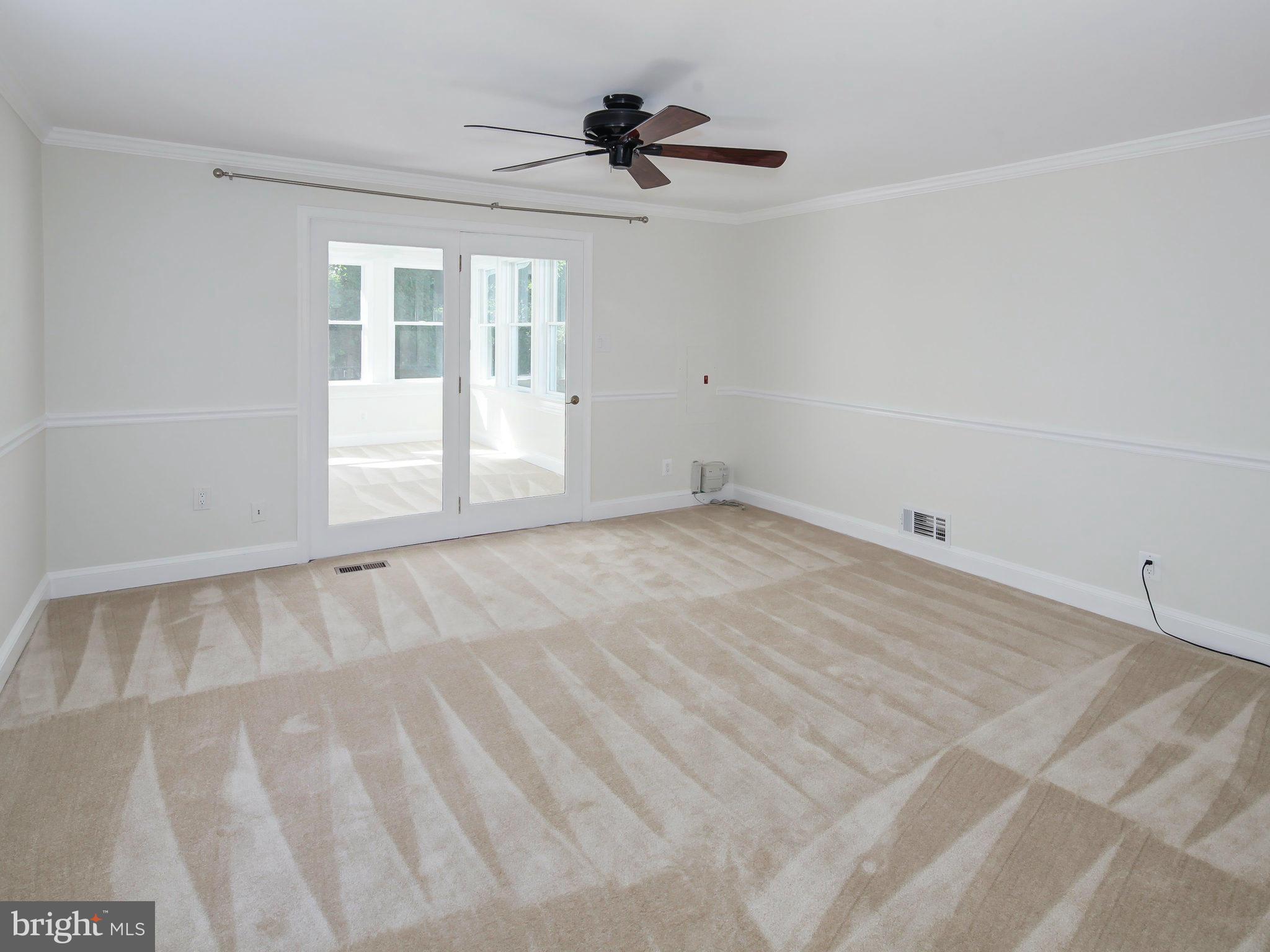 2837 Bolling Road Falls Church, VA 22042 - Photo 12 of 30 Family Room
