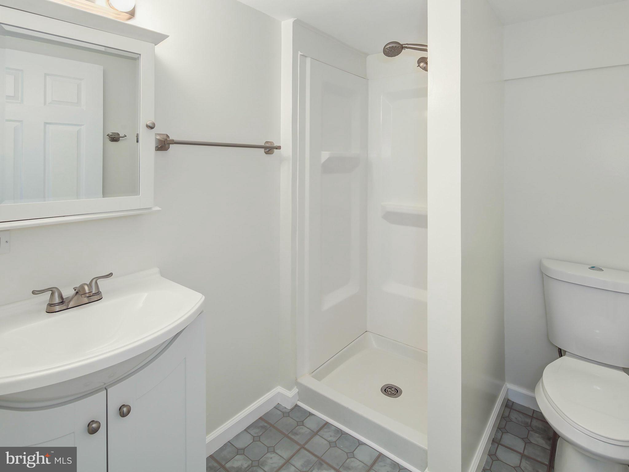 2837 Bolling Road Falls Church, VA 22042 - Photo 23 of 30 Bath (Master)