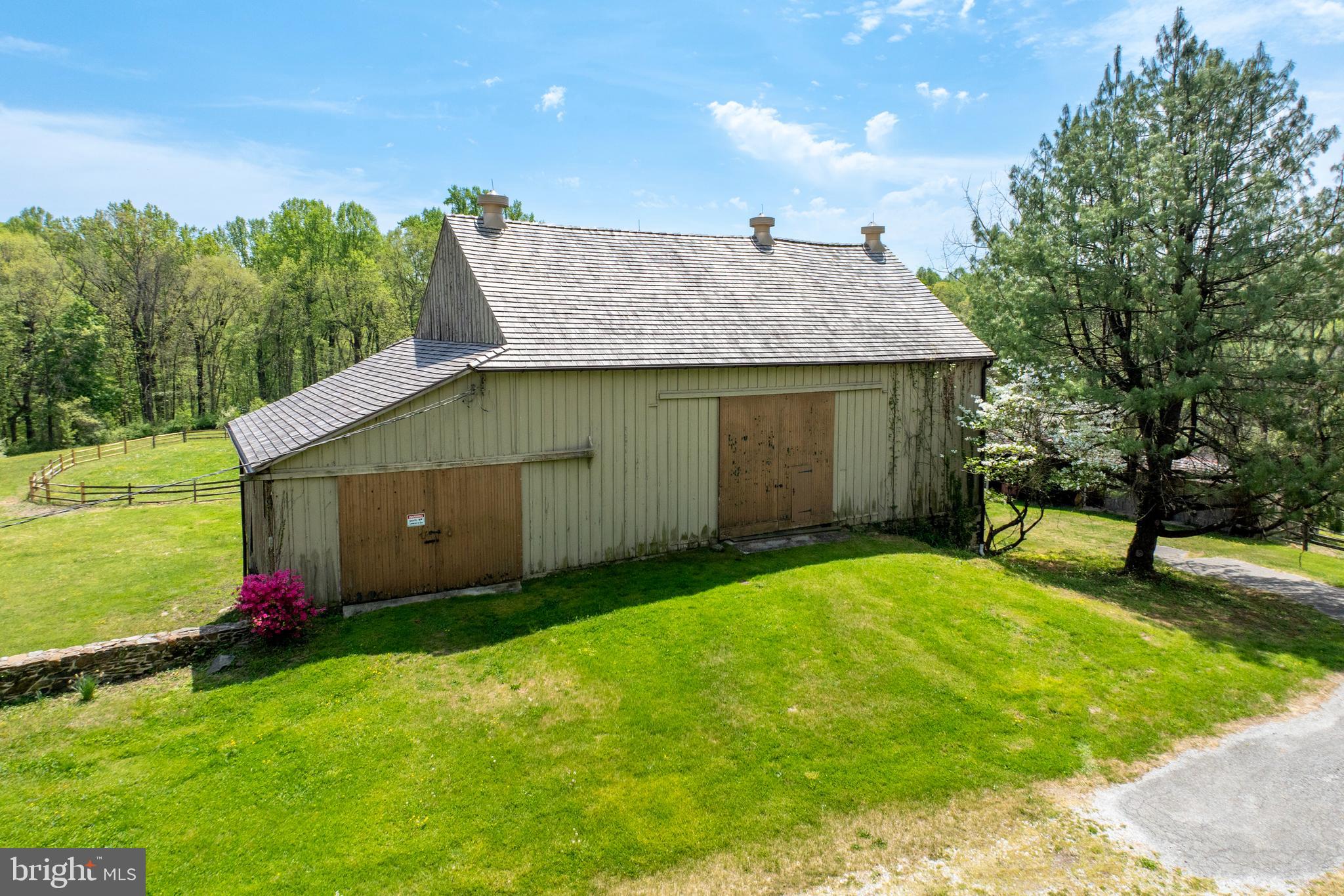 450 Northbrook Road West Chester, PA 19382 - Photo 5 of 59