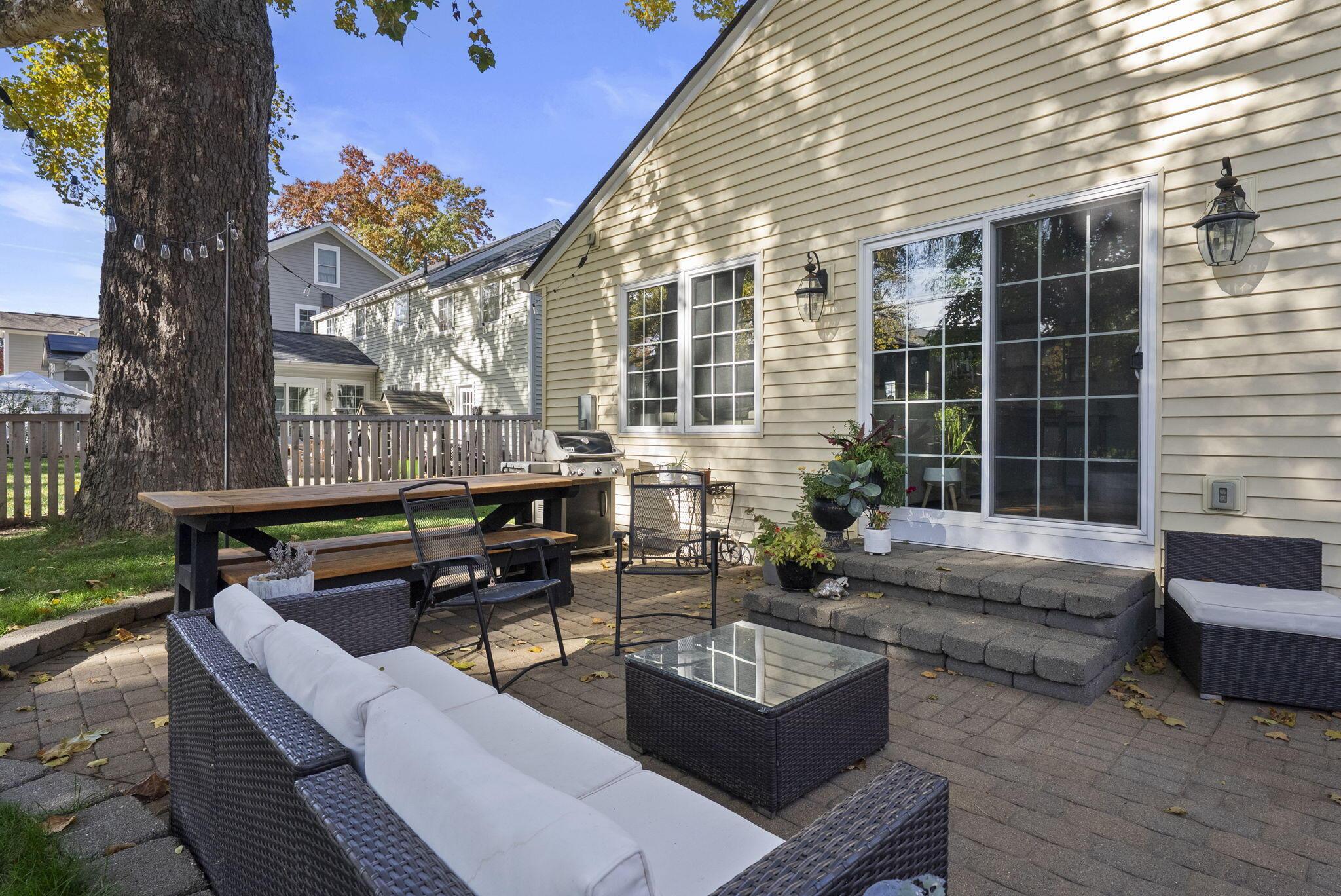 1481 Doone Road Columbus, OH 43221 - Photo 56 of 72 Your firends won't want to leave!