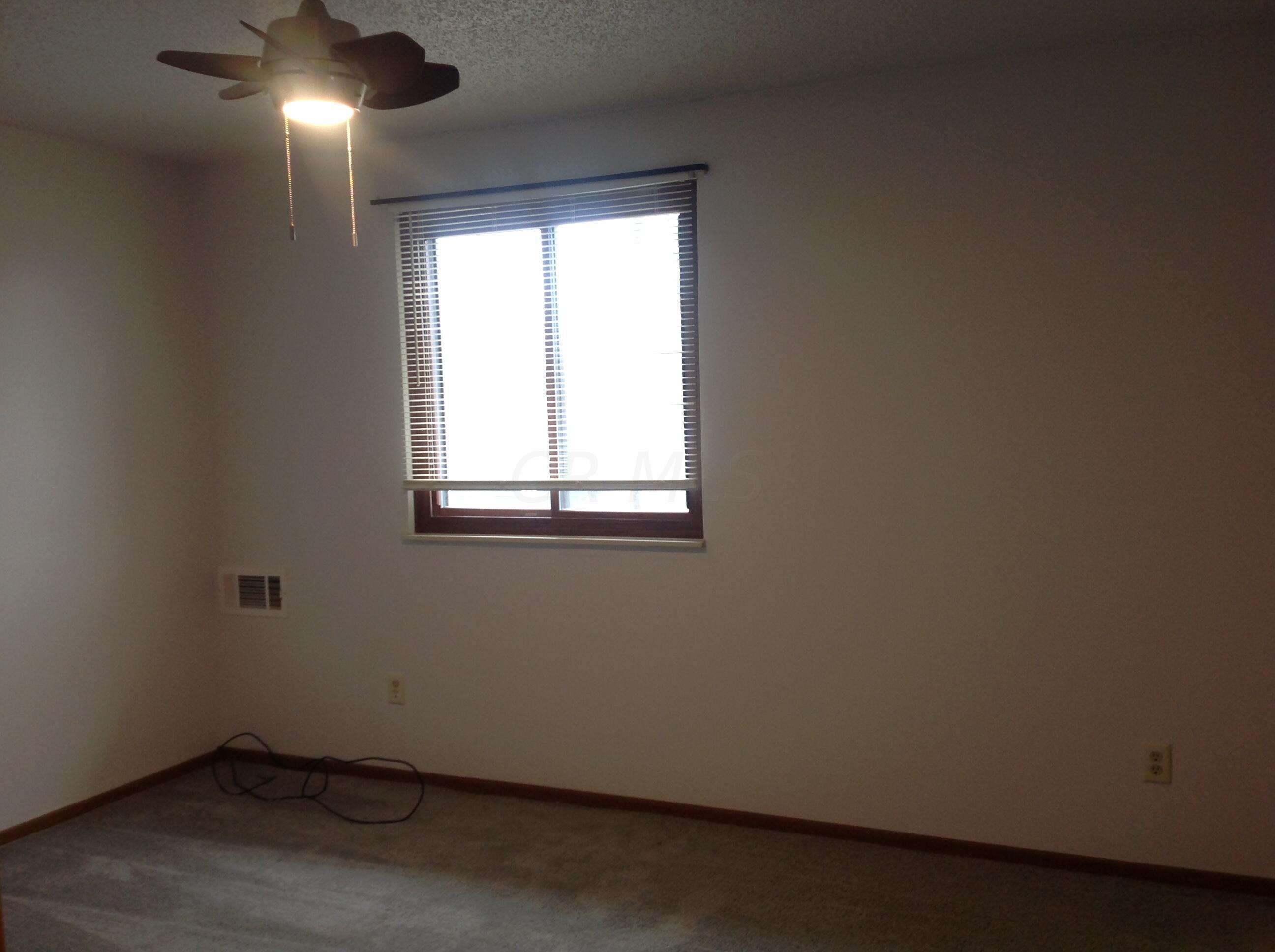 4143 Karl Road, Unit 320 Columbus, OH 43224 - Photo 14 of 15 IMG_3402