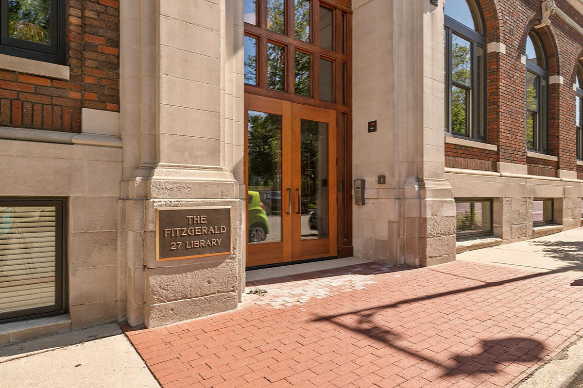 27 Library Street Northeast, Unit 202 Grand Rapids, MI 49503 - Photo 2 of 28