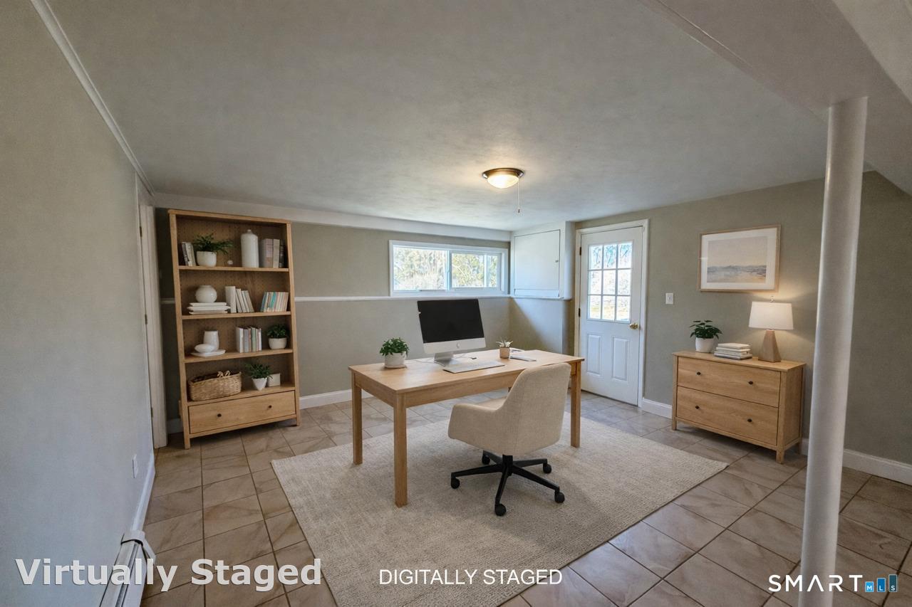 8 Summit Lane Ridgefield, CT 06877 - Photo 15 of 40 a workspace with furniture