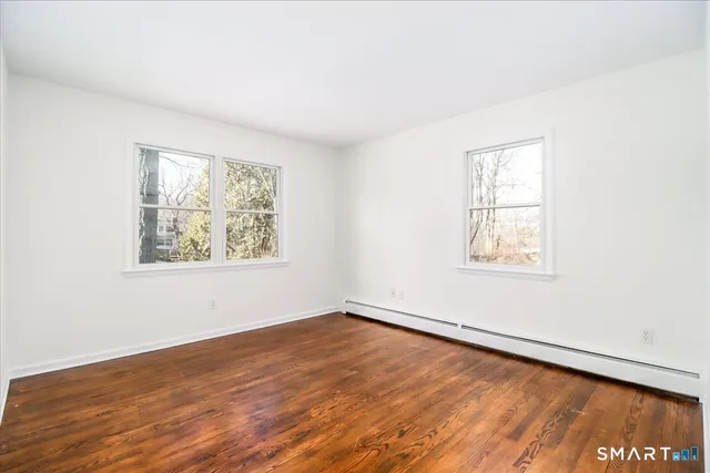 $735,000 | 8 Summit Lane, Ridgefield, CT 06877