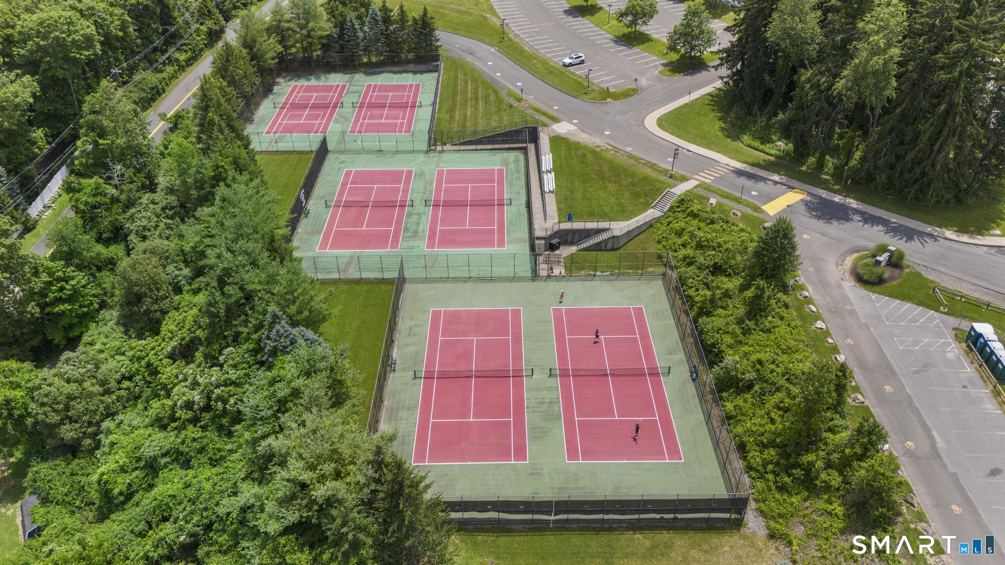 8 Summit Lane Ridgefield, CT 06877 - Photo 22 of 40