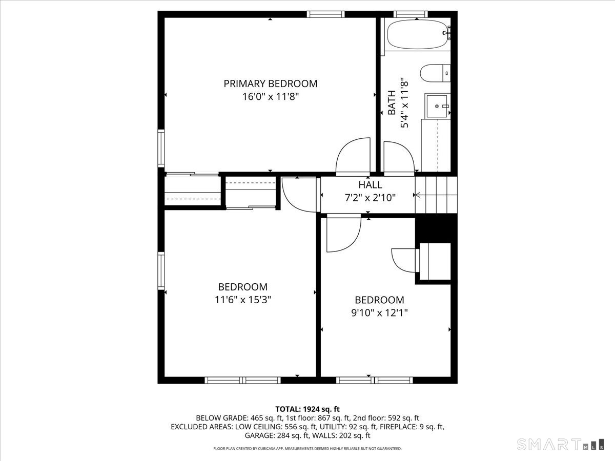 8 Summit Lane Ridgefield, CT 06877 - Photo 23 of 40 a picture of a park with a bench