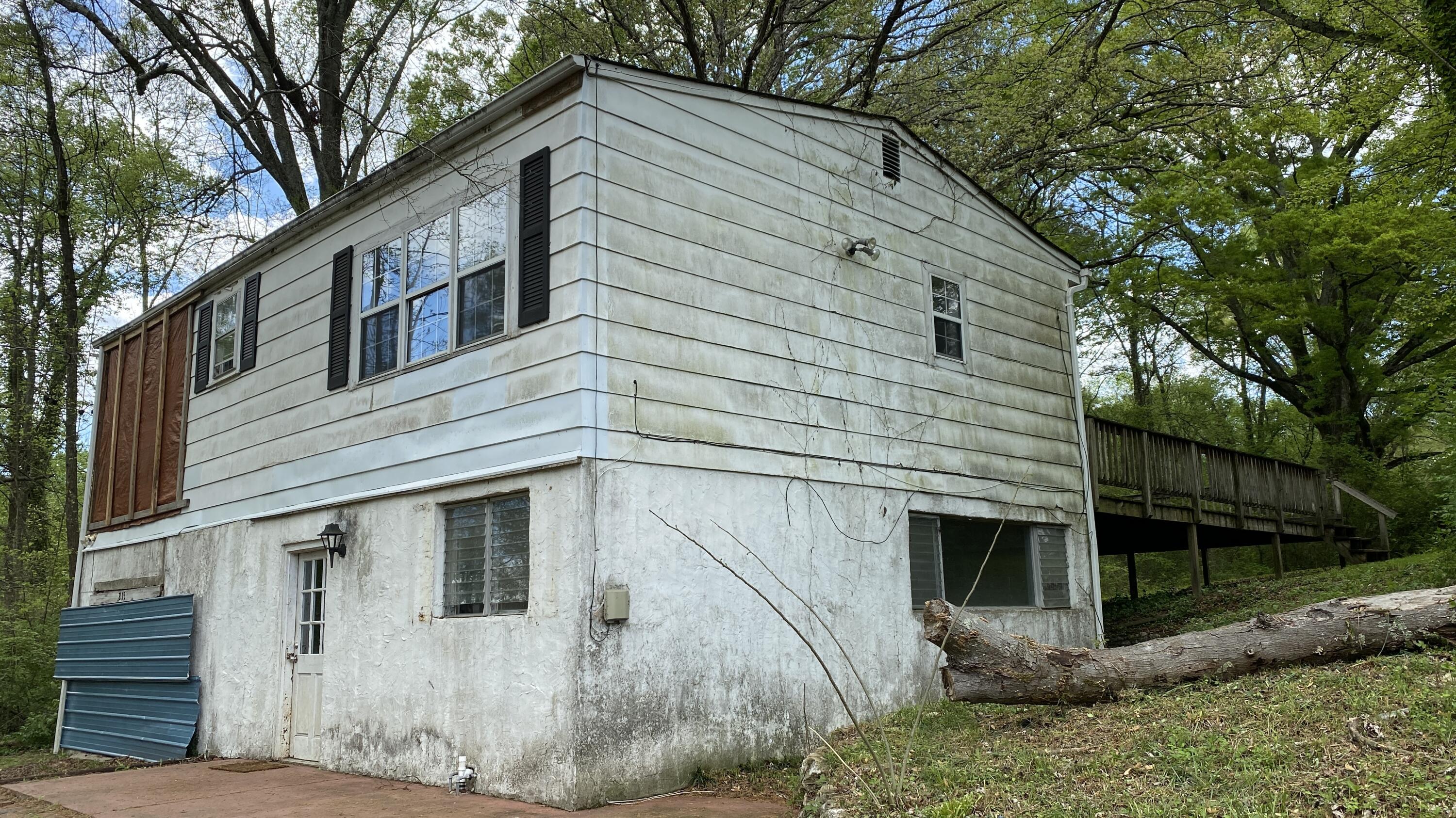 2115 Eledge Road Chattanooga, TN 37412 - Photo 8 of 29 IMG_5087
