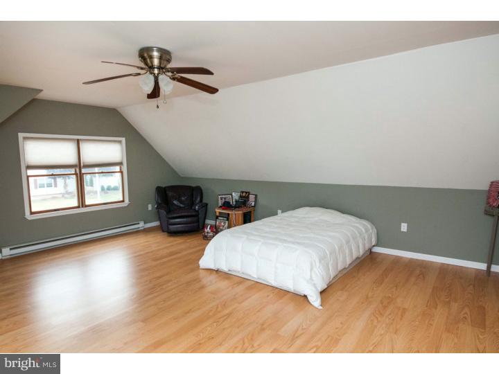8 Spinythorn Road Levittown, PA 19056 - Photo 19 of 25 Bedroom 3