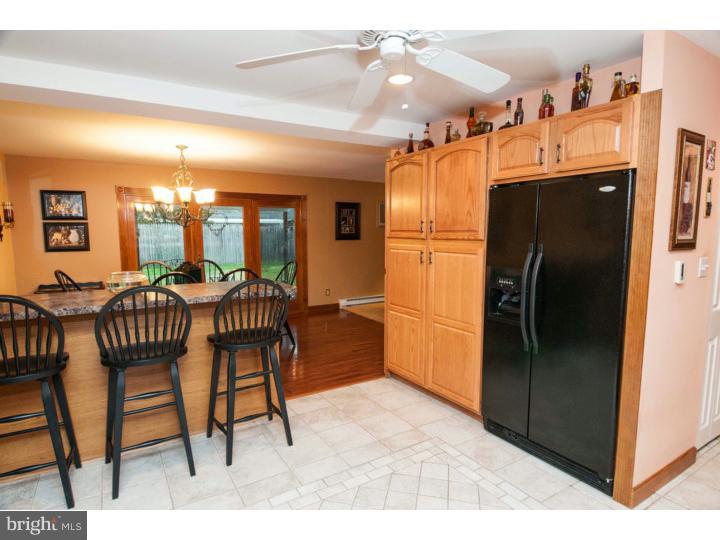 8 Spinythorn Road Levittown, PA 19056 - Photo 3 of 25 Kitchen