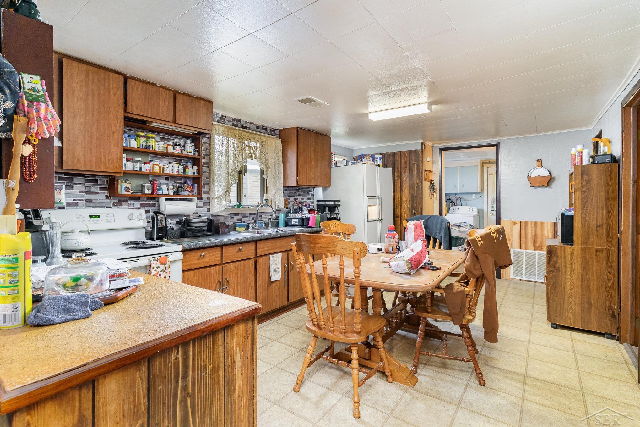 4182 West Oakley Road Harrison, MI 48625 - Photo 10 of 17