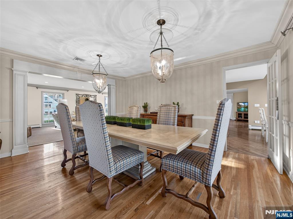 347 Smith Place Wyckoff, NJ 07481 - Photo 11 of 47