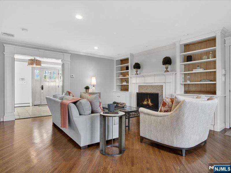 347 Smith Place Wyckoff, NJ 07481 - Photo 22 of 47