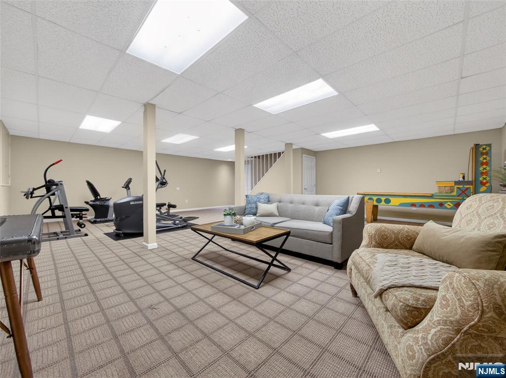 347 Smith Place Wyckoff, NJ 07481 - Photo 35 of 47