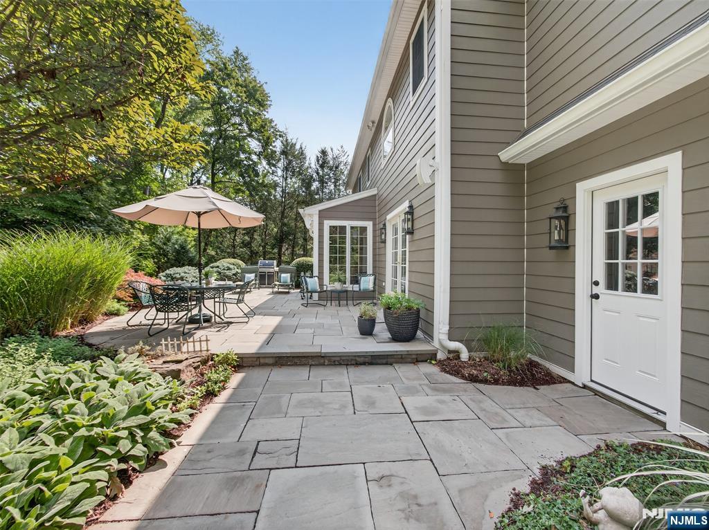 347 Smith Place Wyckoff, NJ 07481 - Photo 43 of 47