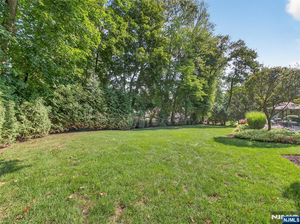 347 Smith Place Wyckoff, NJ 07481 - Photo 44 of 47