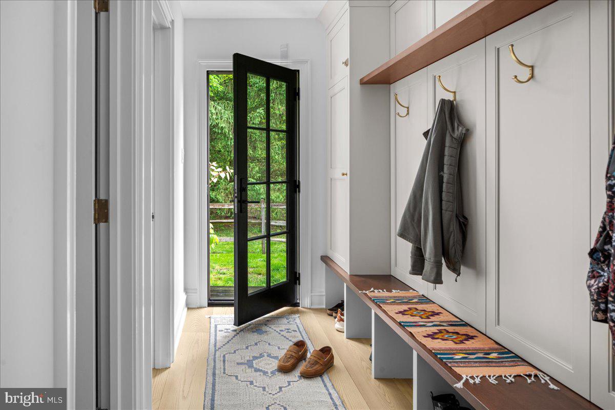 6450 Old Carversville Road New Hope, PA 18938 - Photo 32 of 89 Mudroom