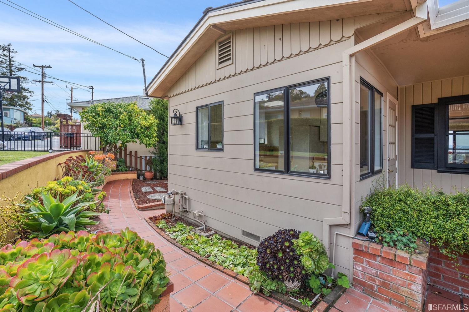 20 Kenilworth Drive Kensington, CA 94707 - Photo 12 of 72