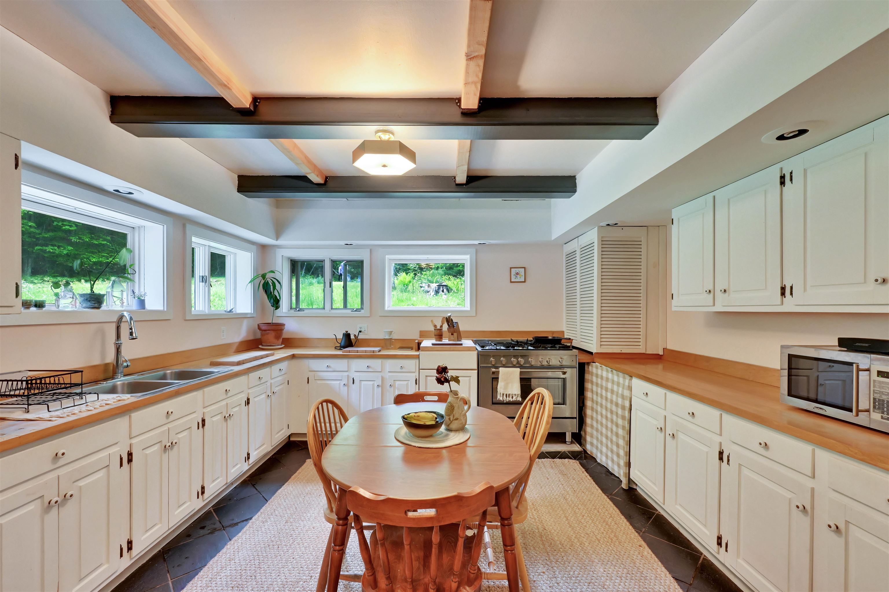 164 Molly Supple Hill Road Middlesex, VT 05602 - Photo 4 of 42