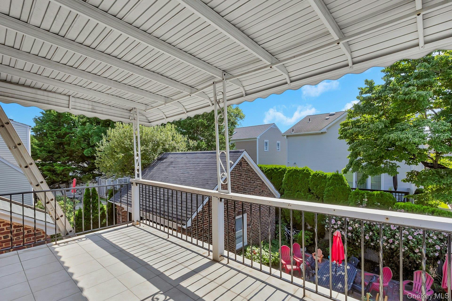 64 Lyons Road, Unit 2 / 2 Scarsdale, NY 10583 - Photo 39 of 42 Gallery Image 39