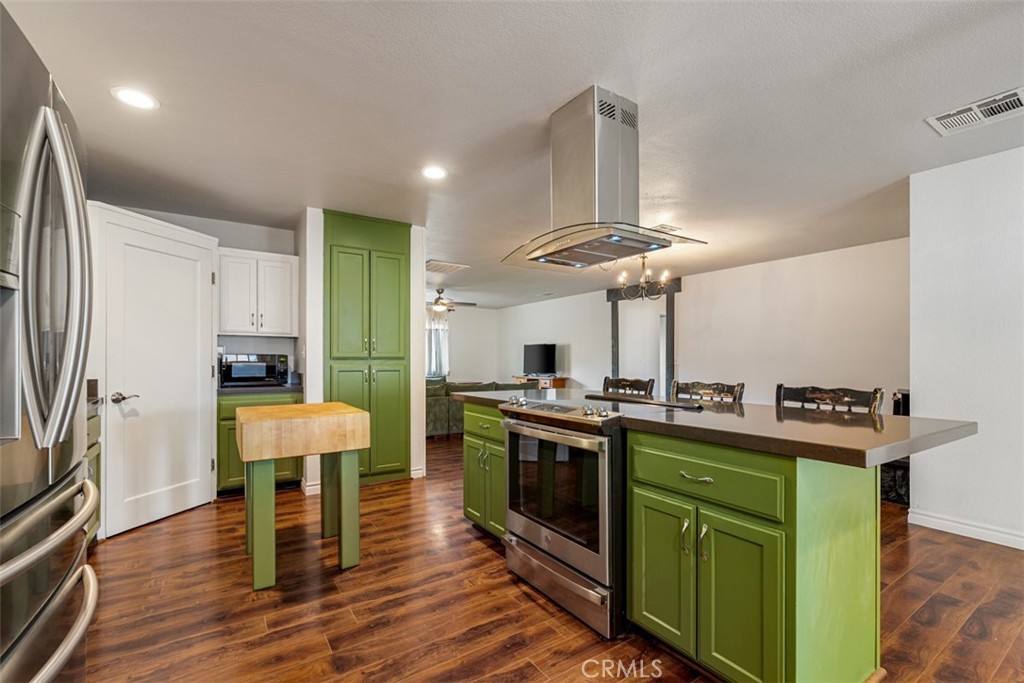 16248 St Timothy Road Apple Valley, CA 92307 - Photo 17 of 58 Gallery Image 17